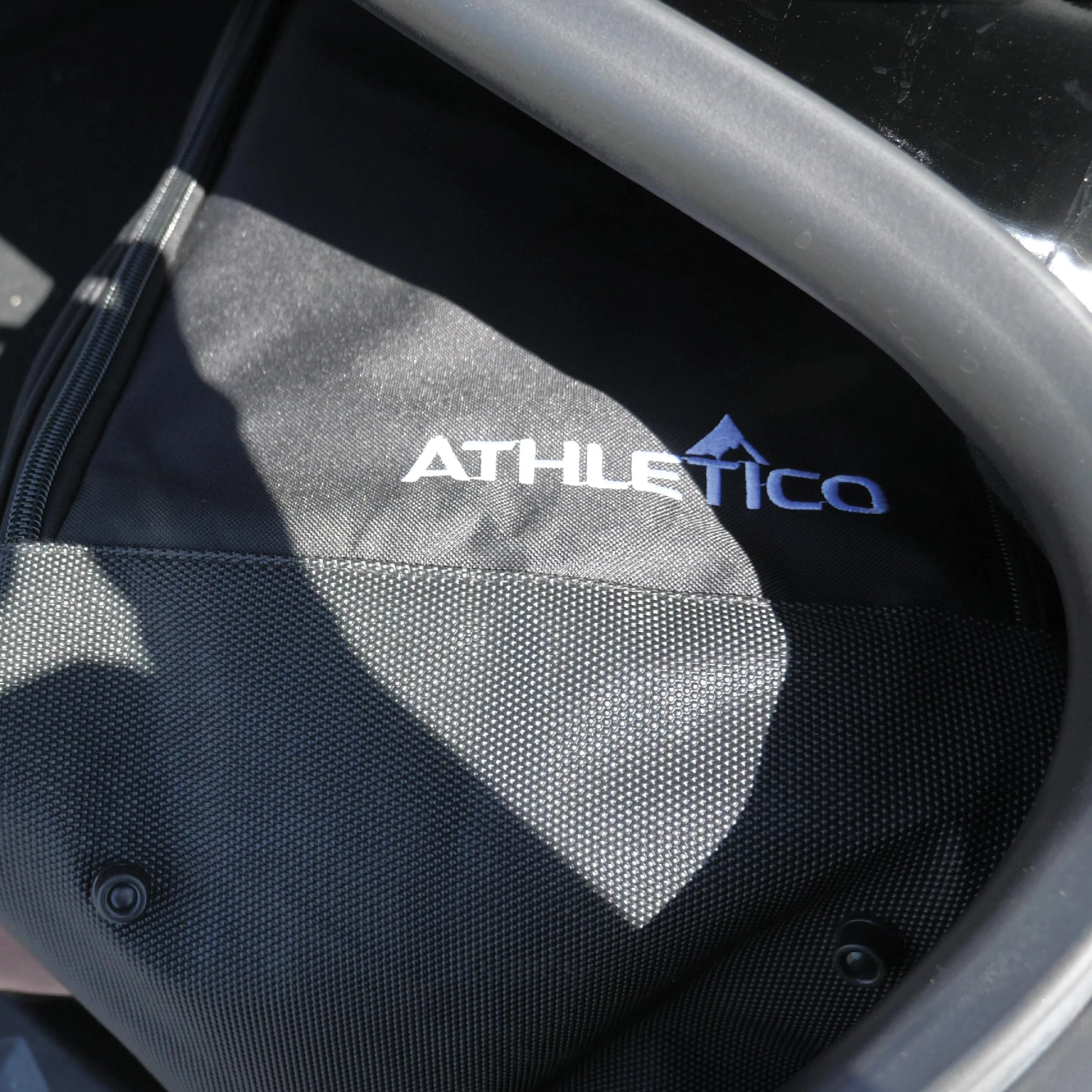 Athletico Padded Golf Travel Bag - Image 3